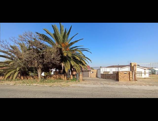 7 BEDROOM HOUSE FOR SALE IN ELSBURG